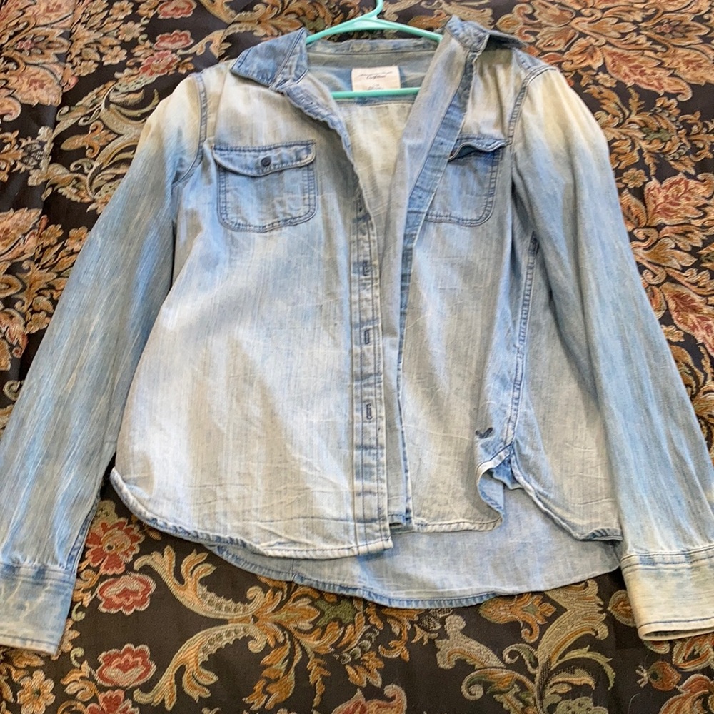 Denim American eagle button up